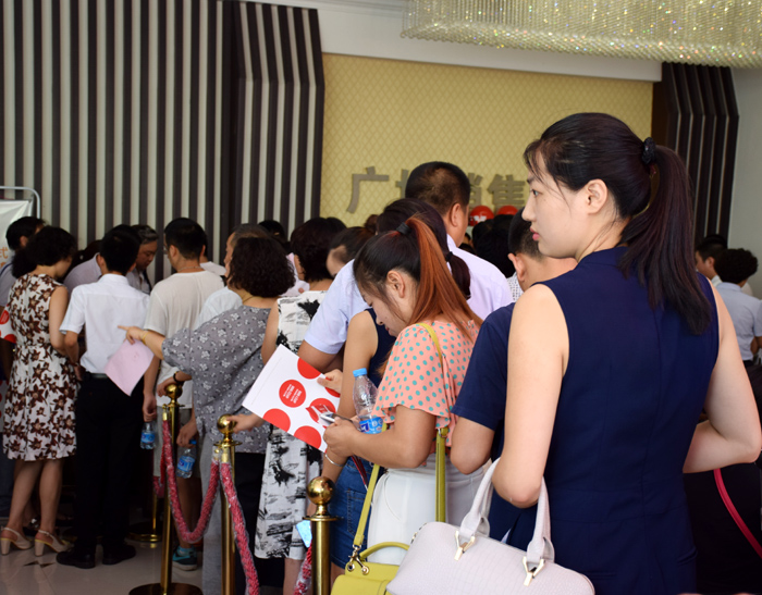 喜報(bào)！捷報(bào)！一經(jīng)推出即成隴南商業(yè)傳奇！