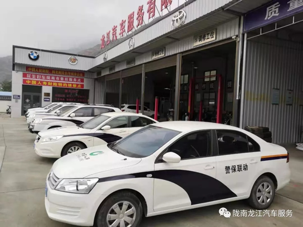 金錘鈑金，銀槍噴漆！龍江汽修值得信賴！